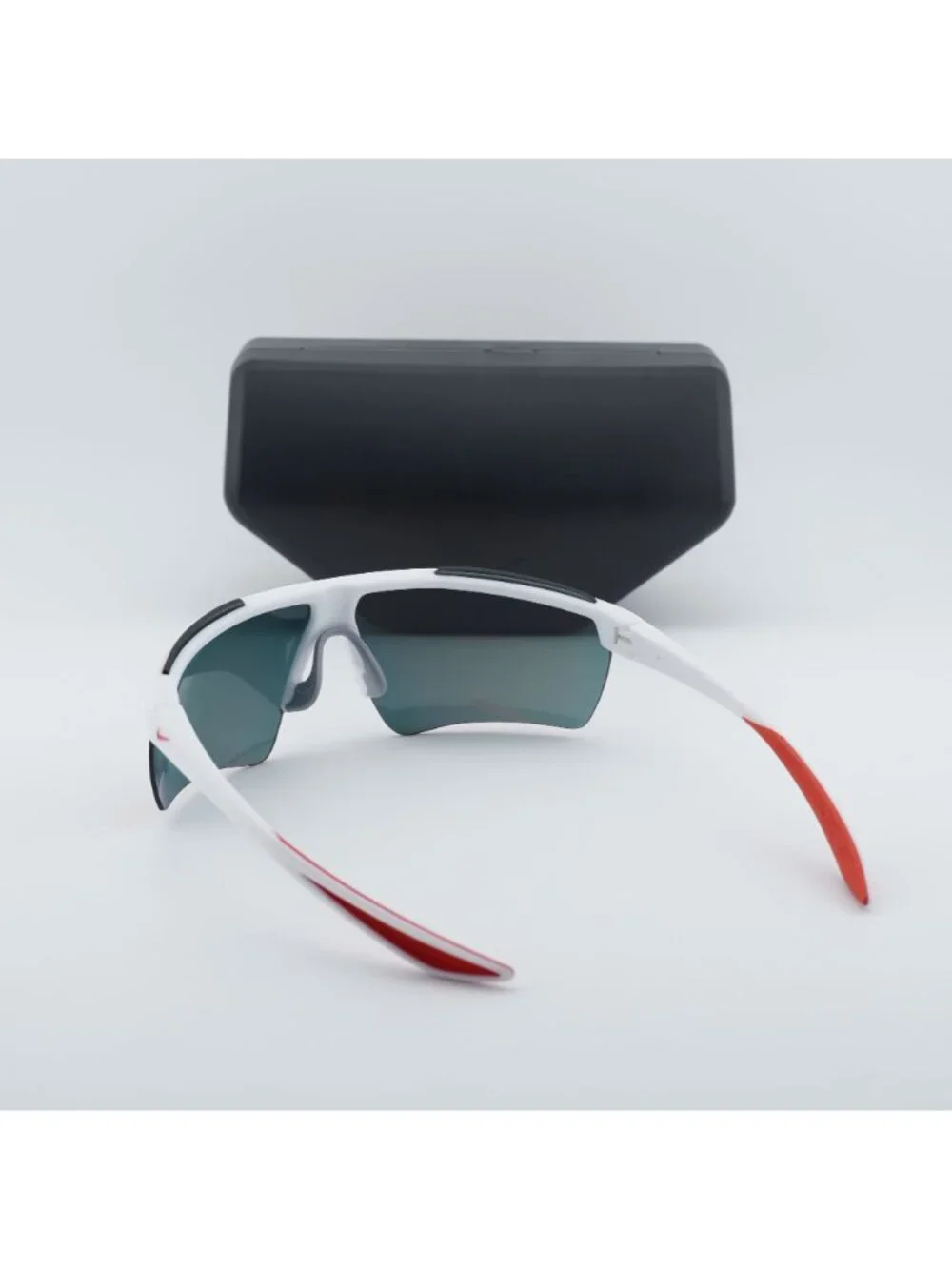 NIKE WINDSHIELD 20 CW1287 101 Shield Sunglasses - White / Field Tint